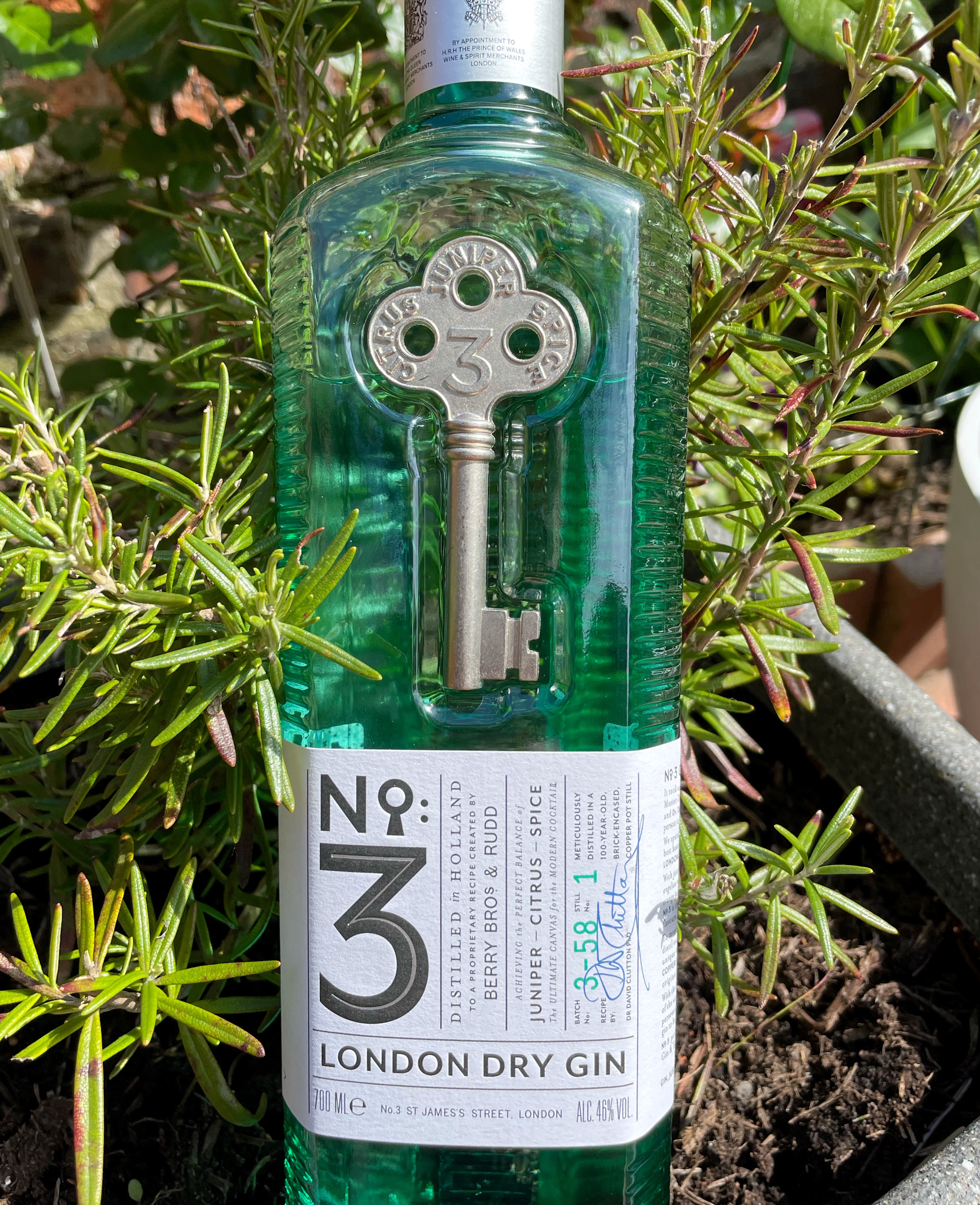 Gin Review:- No 3 Gin