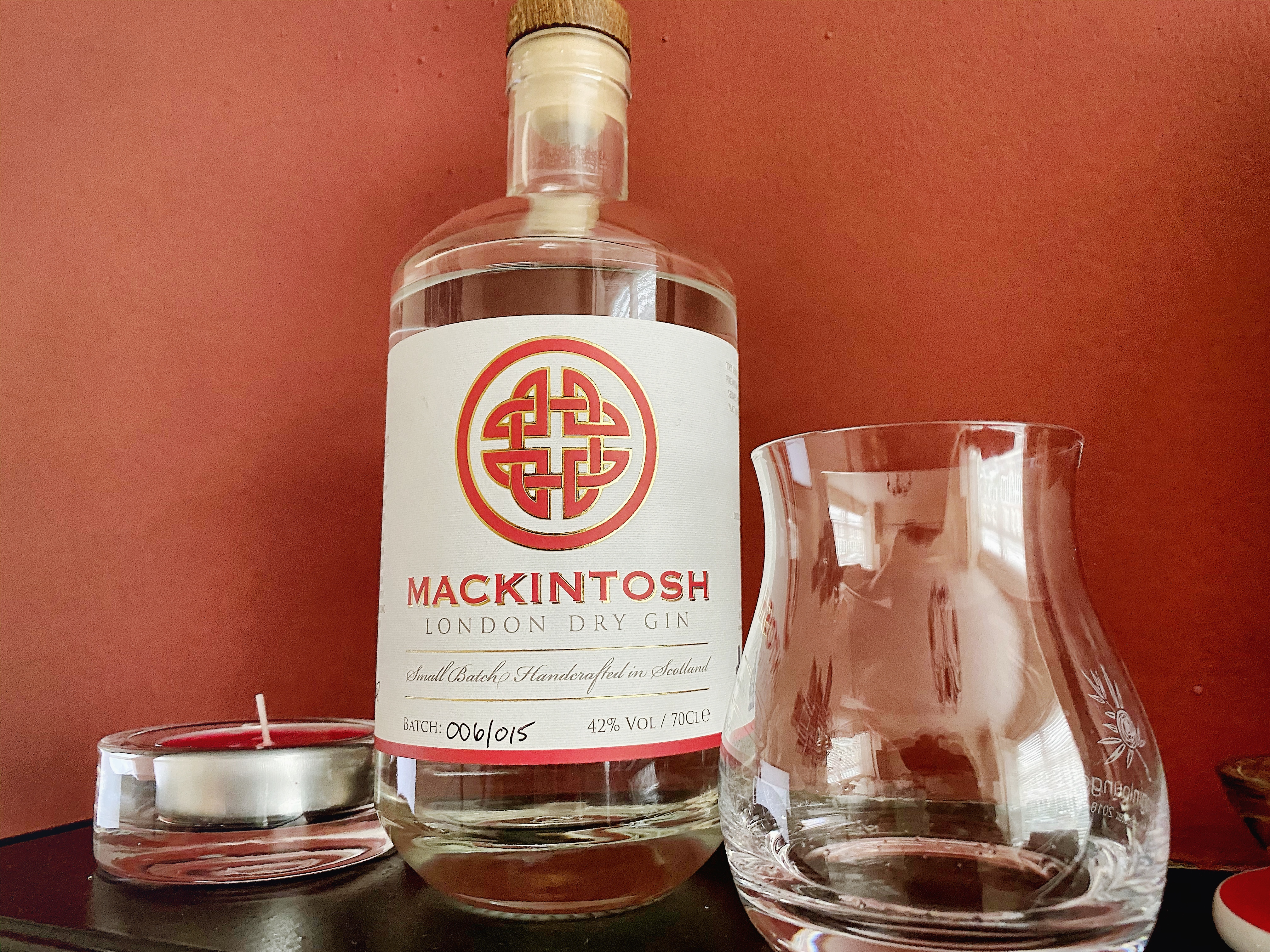 Gin Review – Mackintosh Gin