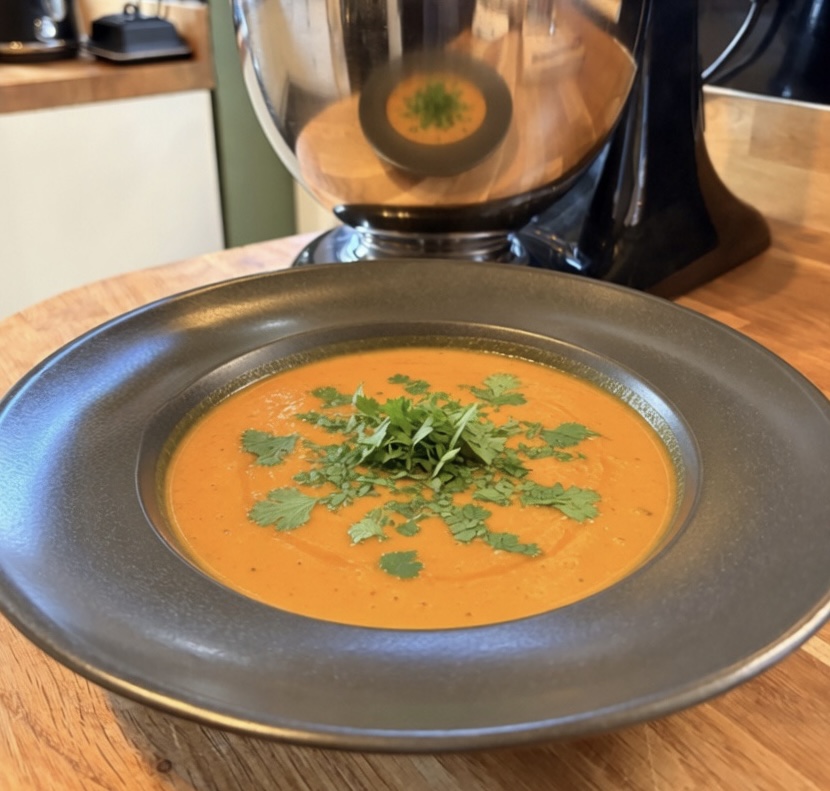 Spiced Carrot & Ginger Soup (Light, Fresh & Smooth – Perfect for Spring)